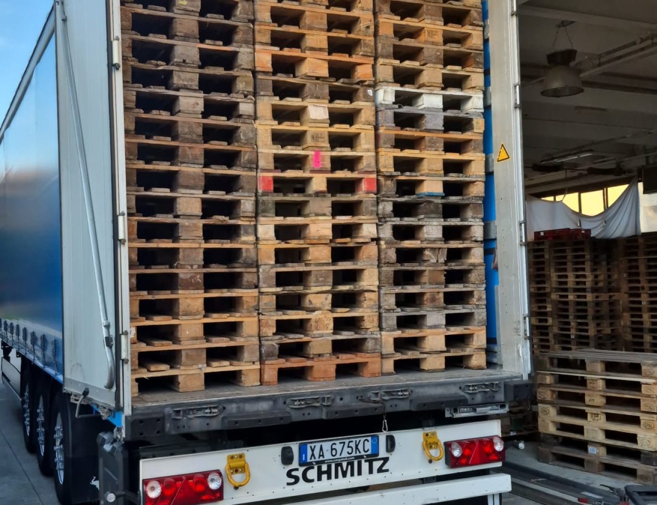 e12704ec-92db-47b7-9fcc-88dfac337e30